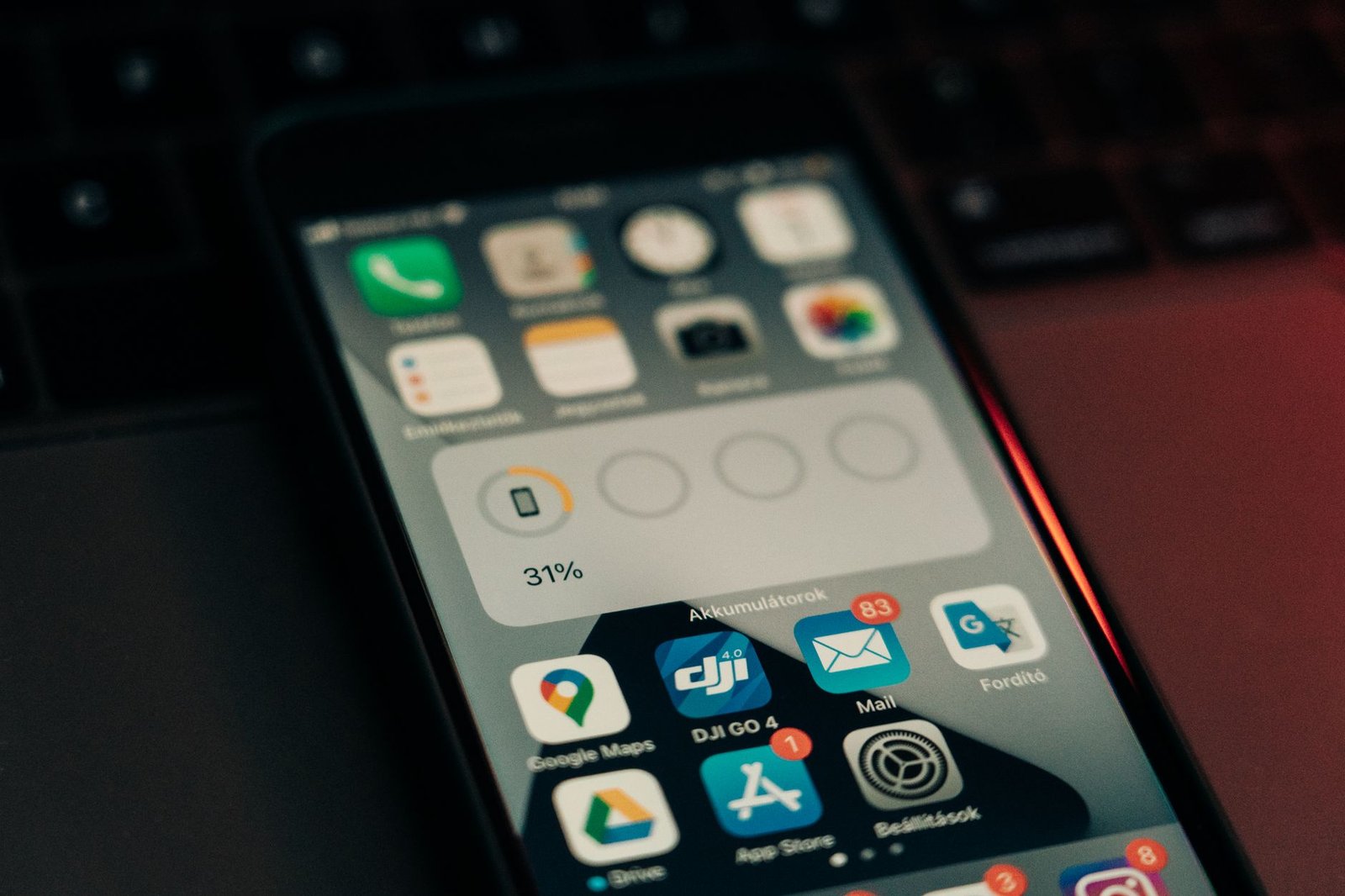 Lightweight Apps That Won’t Kill Your Phone Battery
